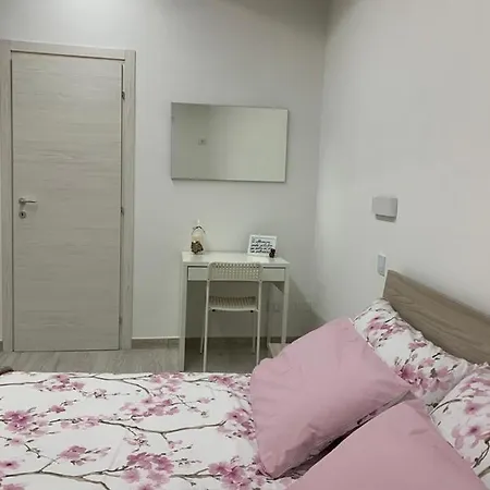 La Casa Nel Borgo Sospeso 